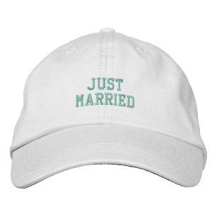 Ny gifta! broderad keps