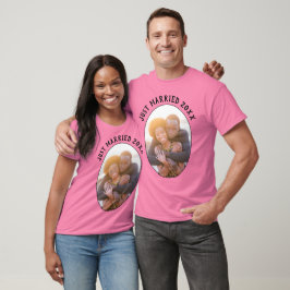 Ny gifta Newly Weds | Hans och hennes Rosa Unisex T Shirt