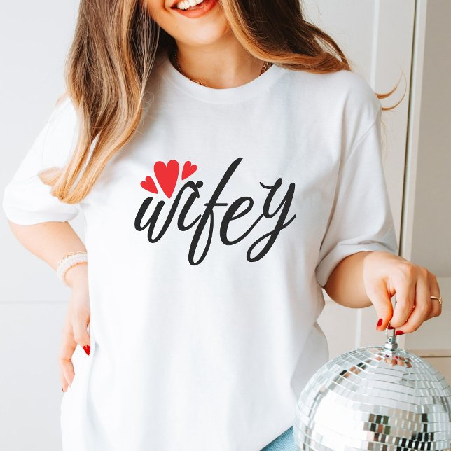 Ny gifta Wifey Modern Elegant, enkelt skript T Shirt (Skapare uppladdad)