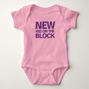 Ny Kid på blockspelningen på en T Shirt