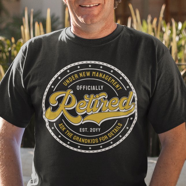 Ny Ledning Frågar Barnbarn Rolig Pensionerad  T Shirt (Skapare uppladdad)