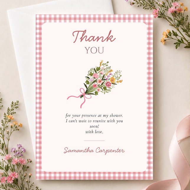 Ny på marknaden rosa gingham bröllopsdusch tack kort (Skapare uppladdad)