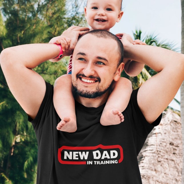 Ny pappa under träning - Lusnysvart T-Shirt (Skapare uppladdad)