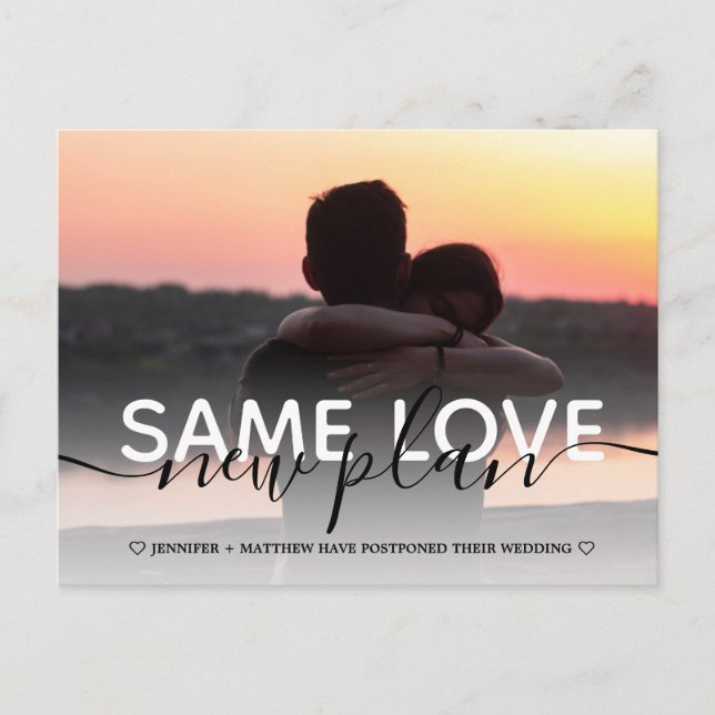 Ny plan modern typografi bröllop ändra datum meddelande vykort (Framsida)