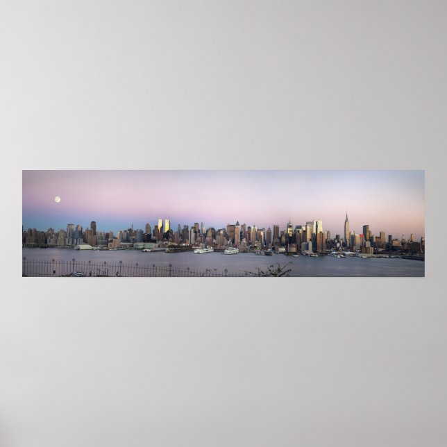 NY Skyline Full Moon på Dusk Panorama Poster (Framsidan)