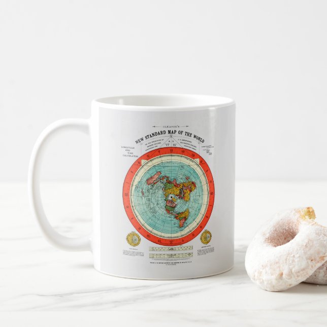 Ny standard karta av världslägenhetjorden Earther Kaffemugg (Med munk)