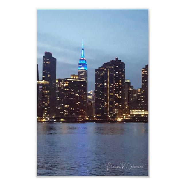NY YORKSTAD SKYLINE IN BLUE FOTOTRYCK (Framsidan)