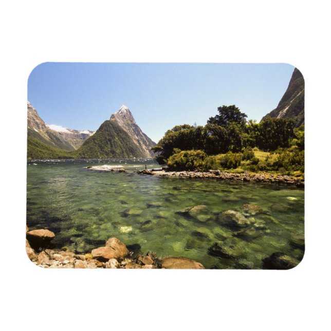 Nya Zeeland, Mitre Peak, & Bowen River går in Magnet (Horisontell)