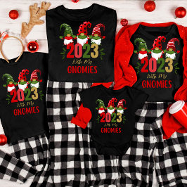 Nyår 2023 med min grupp Gnomies T Shirt