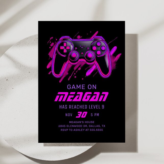 Nyare Rosa Video Game Gamer Birthday Inbjudningar (Skapare uppladdad)