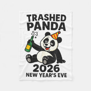 Nyårsafton 2026 Trashed Panda Premium Fleecefilt