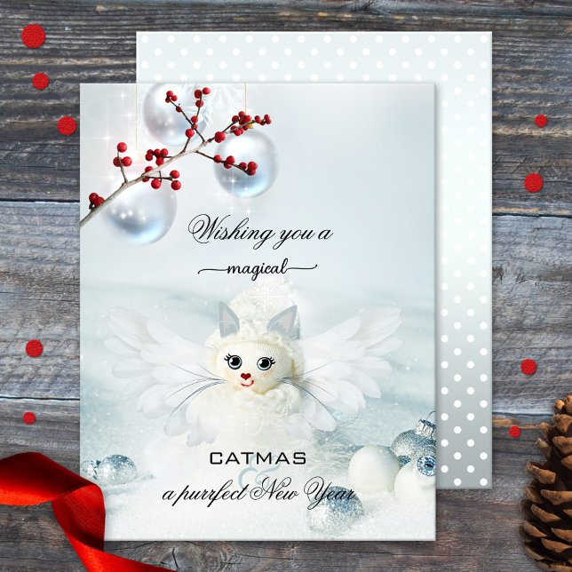 Nyårskort för leksaksgel - gel - nyårskort julkort (Christmas and New Year holiday card featuring a funny cat angel with Christmas balls in dream snow)