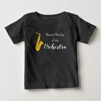 Nyaste medlemmen i orkestern Saxofon Tröja