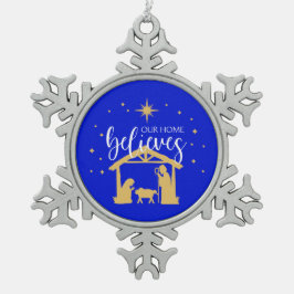 Nybörjarscen för första jultomhet hemma snöflinga pewter julgransprydnad