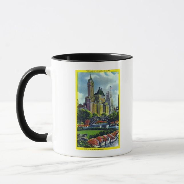 NYC Central Park View of 5th Ave Hotels Mugg (Vänster)