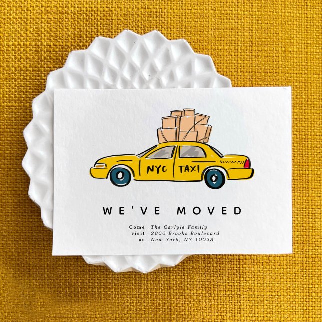 NYC Gult Taxi Vi har flyttat Flytta Meddelanden (Hand-drawn NYC yellow taxi illustration for a New York City moving announcement card.)