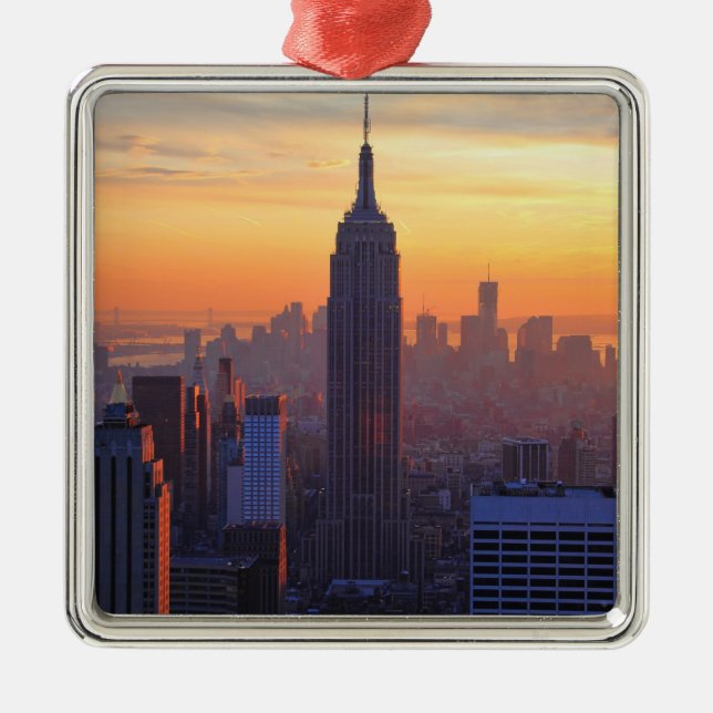 NYC-horisont: Empire state som bygger orange Julgransprydnad Metall (Framsidan)