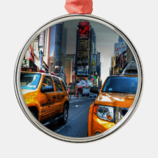NYC JULGRANSPRYDNAD METALL