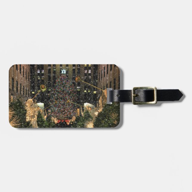 NYC Rockefeller Center Julafton Träd Falling Snö Bagagebricka (Horisontell Framsida)