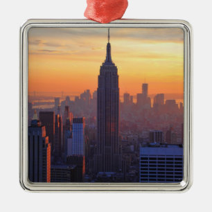 NYC:s Panorama: Emp St Bldg Orange Solnedgång Julgransprydnad Metall