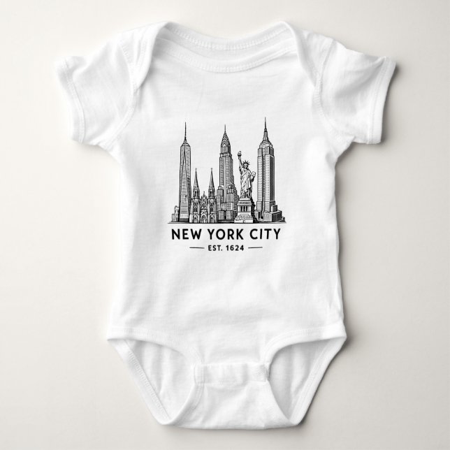 NYC Skyline Illustration with Statue of Liberty T Shirt (Framsida)
