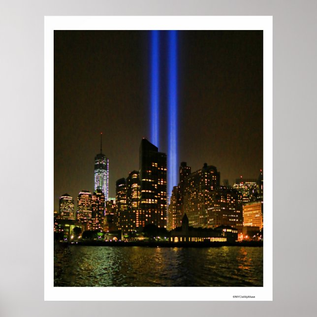 NYC Skyline: WTC 9/11 Tribute in Light 2013 #1 Poster (Framsidan)