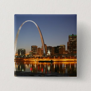 Nyckel ärke- St Louis Mississippi på natten Knapp
