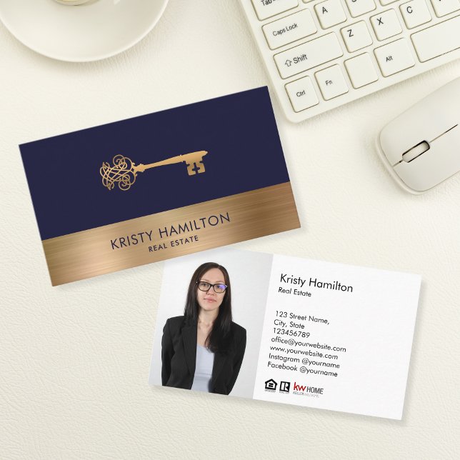 nyckel-infogningsfoto för gods-professionellen visitkort (Skapare uppladdad)