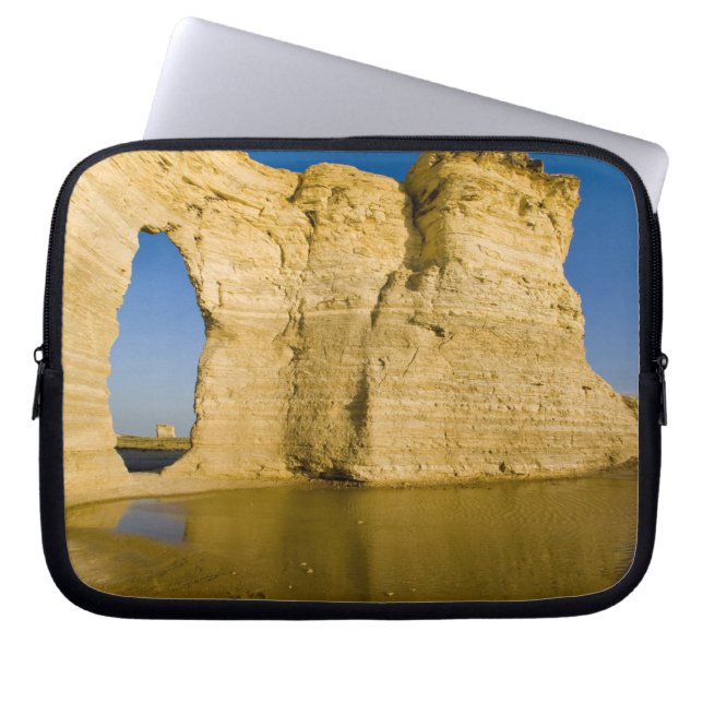 Nyckelhålet i Monument Rocks aka Krita Laptop Sleeve (Framsidan)