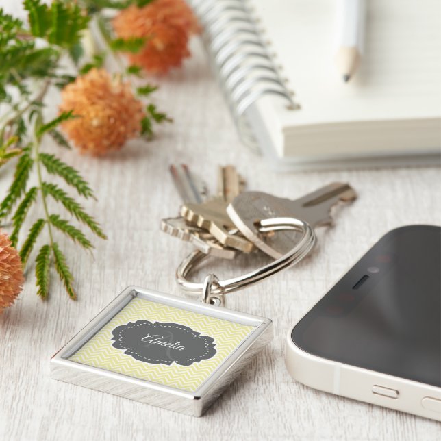 Nyckelkedja för Personligen gult Chevron Fyrkantig Silverfärgad Nyckelring (Sidan)