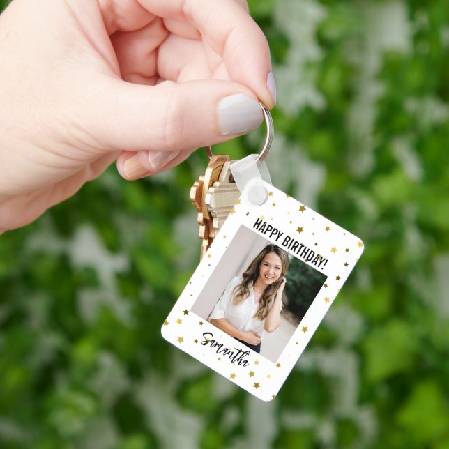 Nyckelkedja i grattis på födelsedagen, eget namn o nyckelring (Hand)