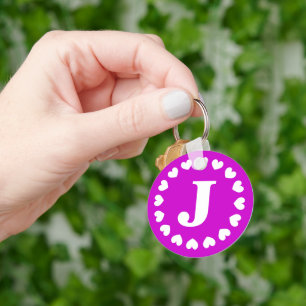 Nyckelkedja i Monogram brev J med vita kärlek-hjär Nyckelring