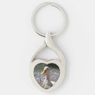 Nyckelkedjan Metall Twisted Heart Silverfärgad Nyckelring