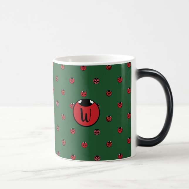 Nyckelpigor prickar mugg (Höger)
