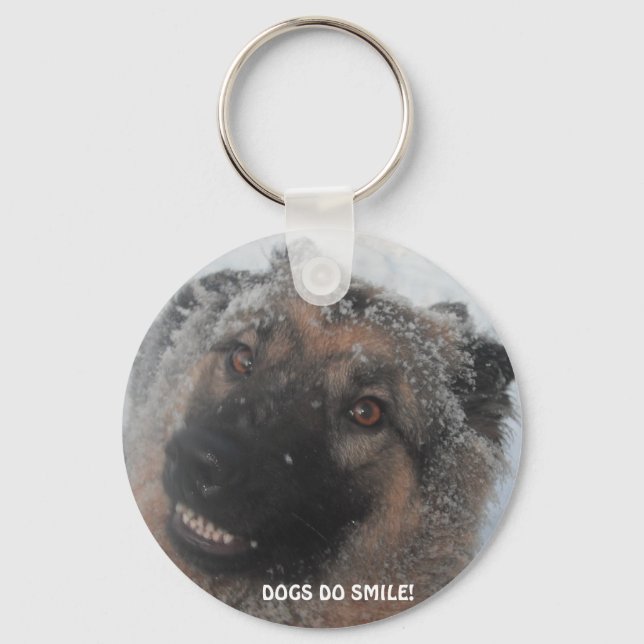 Nyckelring German Shepherd in the Snö Smiling (Framsida)