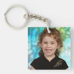Nyckelring med barnfoto som present till mamma ell