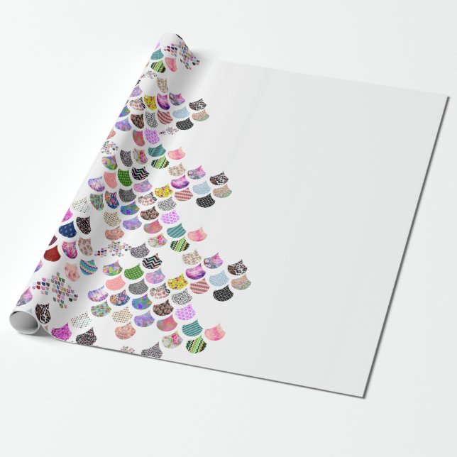 Nyckfull blom- sparre langetterat mönster presentpapper (Utrullad)