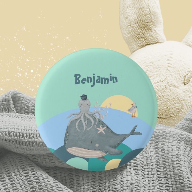 Nyckfull nautisk val bläckfisk grön babyfest knapp (Lovable Nautical Whale Squid Green Baby Shower Button ©Susanne Sachers - Sunny Mind Design 🌞)