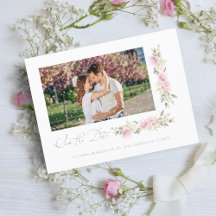 Nyckfull typografi Rosa nyanser Blommor Foto
