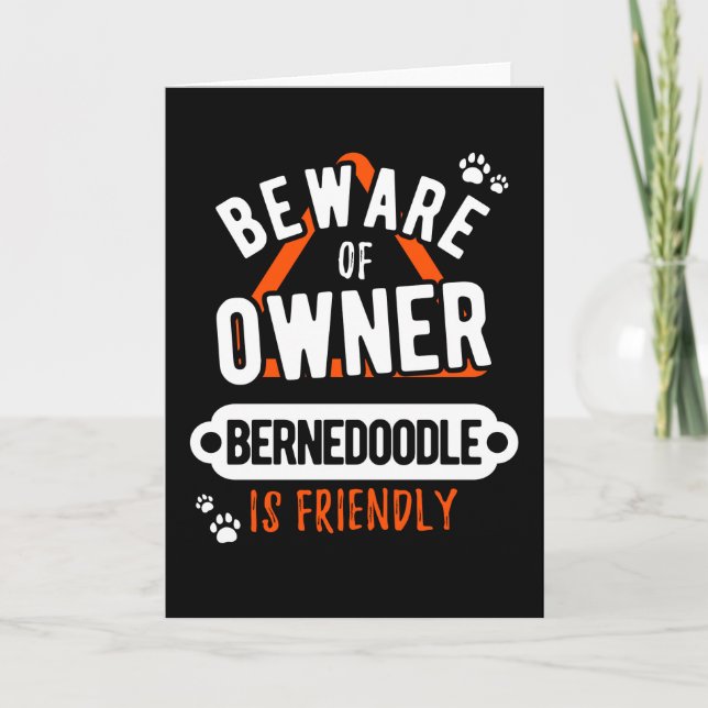 Nyfiken Berne Doodle Hund Gift Idea Kort (Framsida)