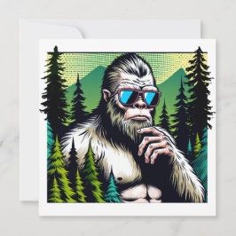 Nyfiken Bigfoot med solglasögon Gömmande i Skogen