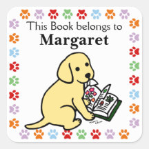 Nyfiken Gult Labrador Puppy