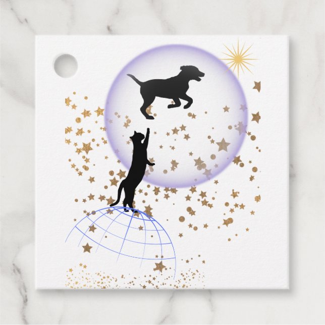 Nyfiken katt och löpande hund gåvor etiketter (Framsida)