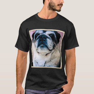 Nyfiken Pug T Shirt