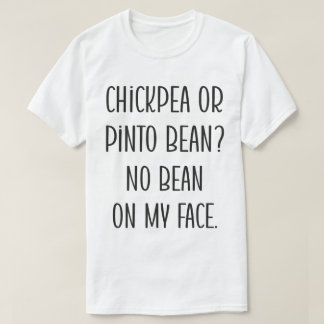 Nyfikna Fodral i Chickpeas och Pinto-bönor T Shirt