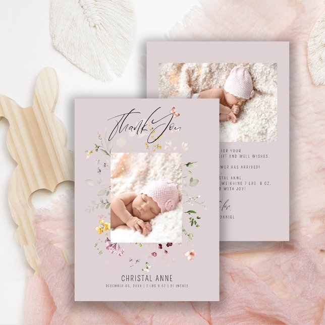 Nyfödd Babyflicka Lila Tack Foto Födelse  Meddelande (Skapare uppladdad)