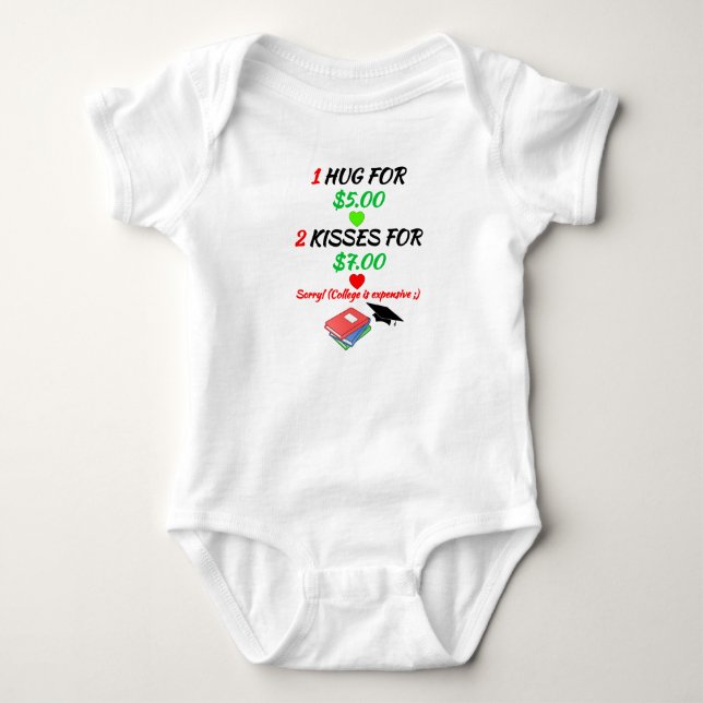Nyfödd bebis kramar och kyssar - Så roligt T Shirt (Framsida)
