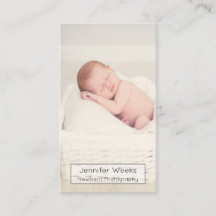 Nyfödd fotograf för vertikal babyfotografi visitkort