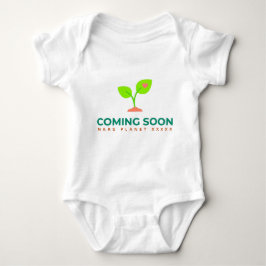 Nyfödd kommer snart (graviditetsannonsering) Söt T Shirt