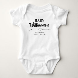 Nyfödd present - Personlig efternamnanslagningsbod T Shirt